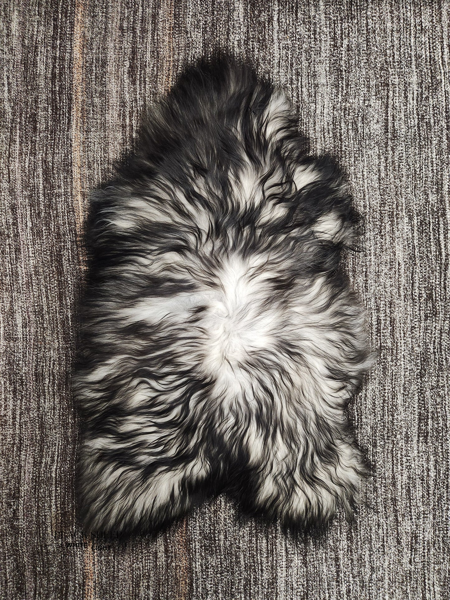 Natural Dark Grey Icelandic Sheepskin