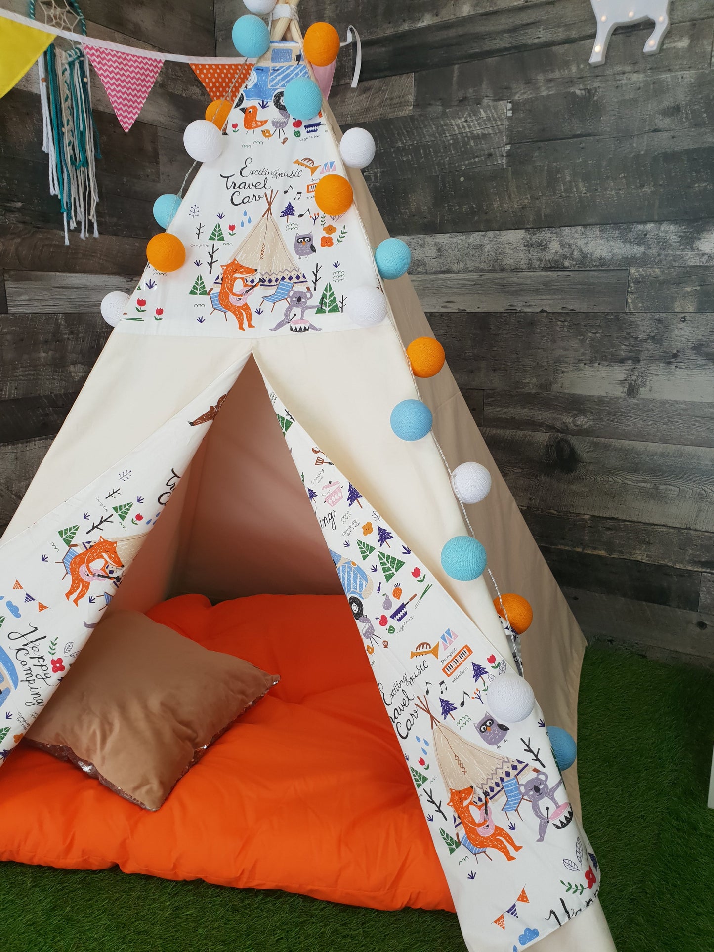 Happy Campers Teepee