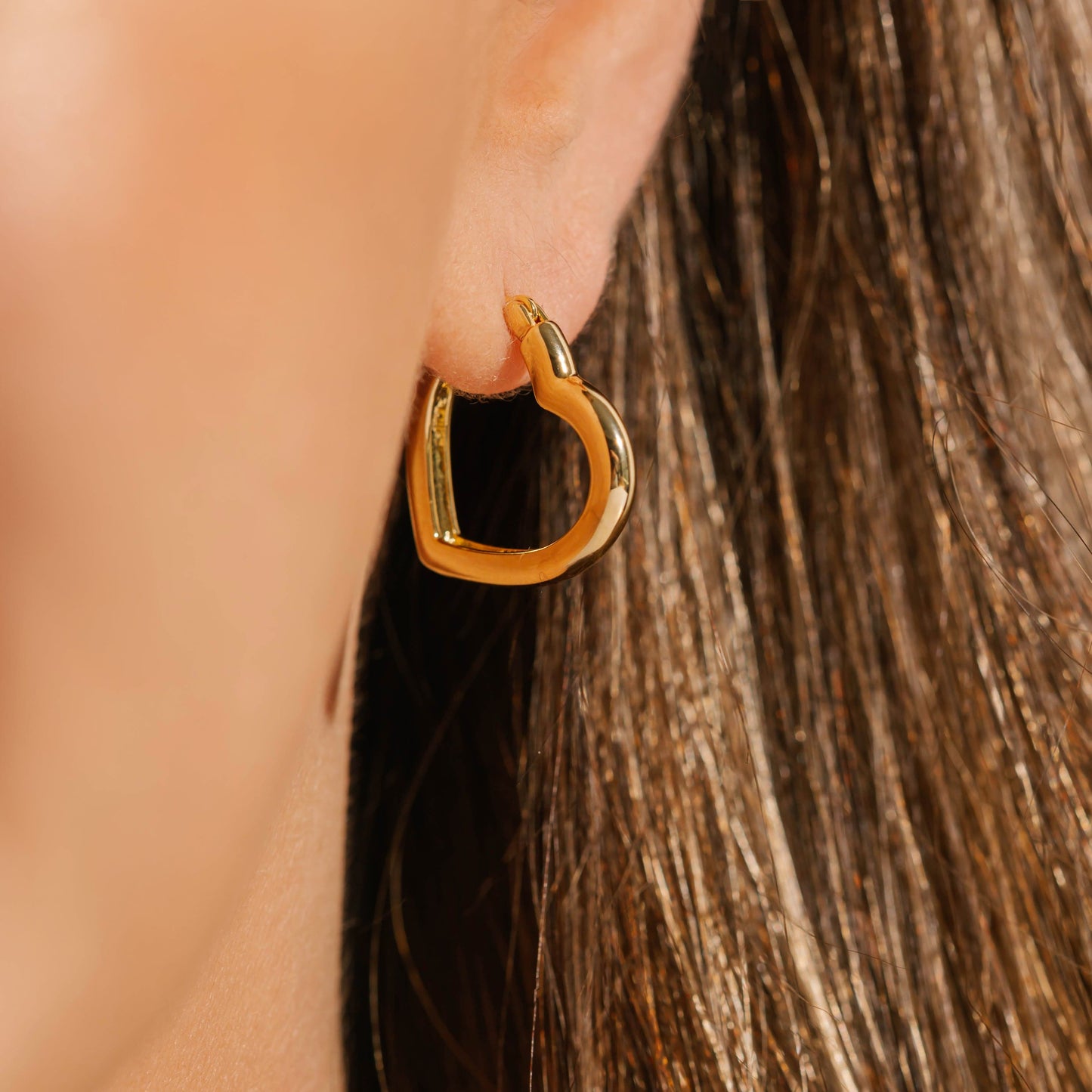 The Amore Hoop Mini