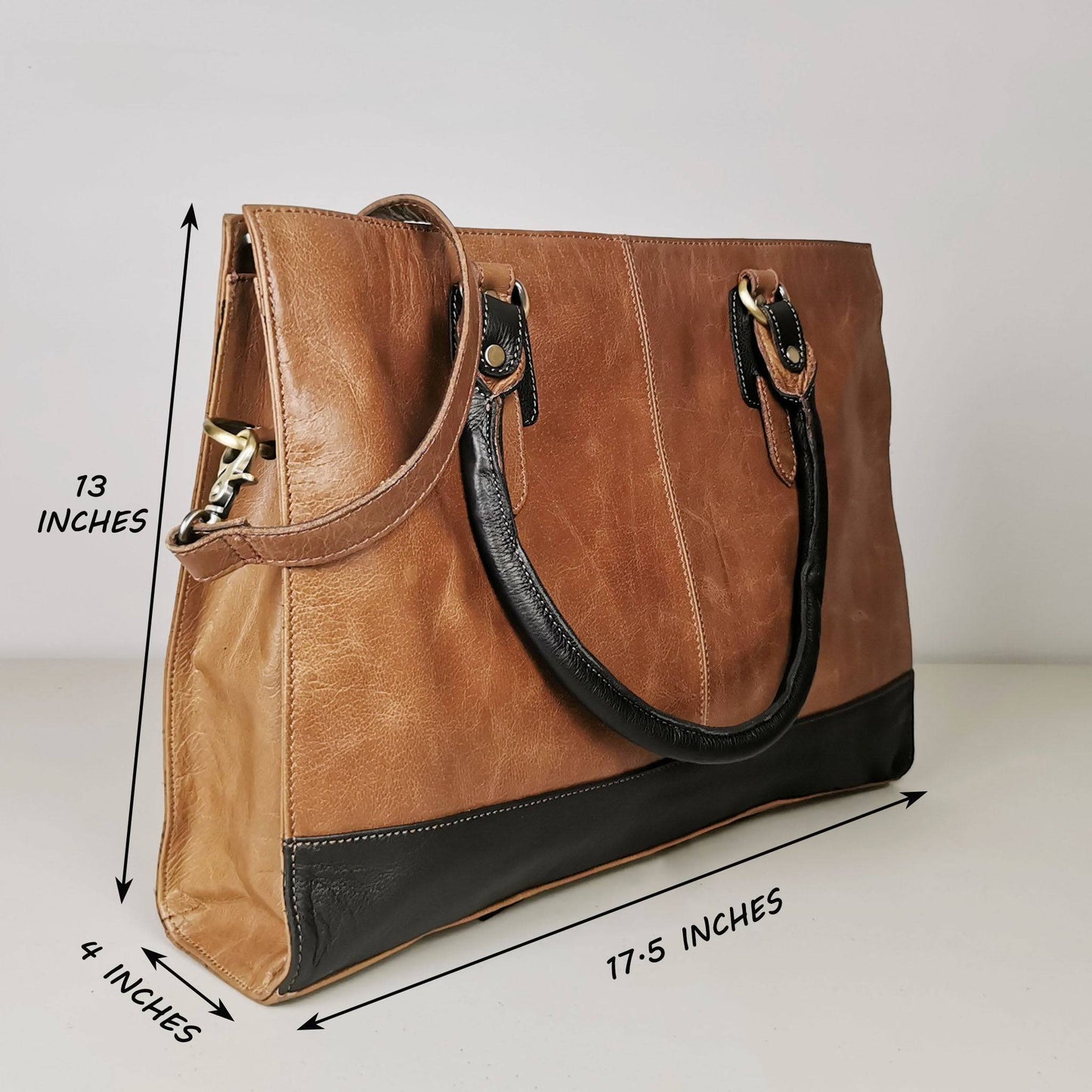 The Signature 17" Bag, Copper