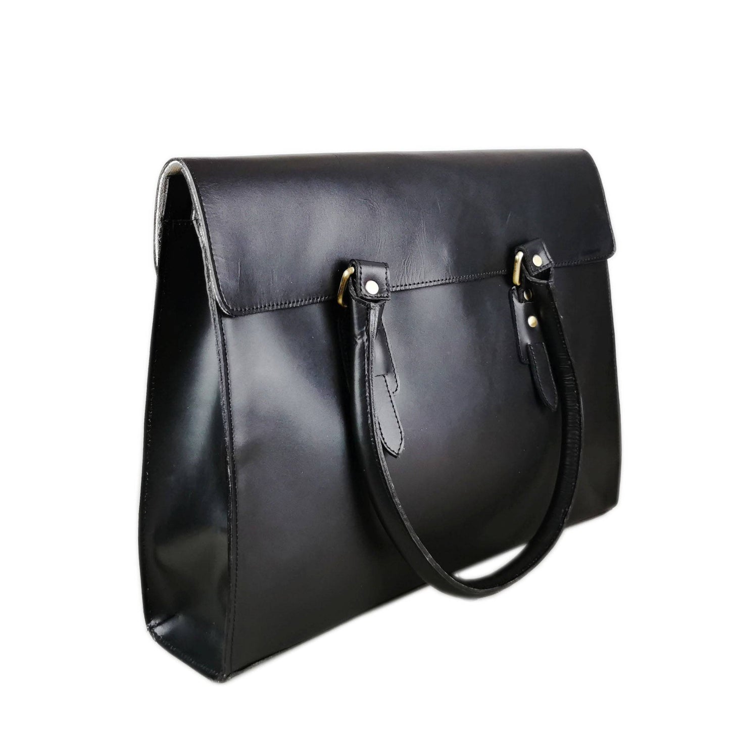 The Signature 17" Bag, Black Flap