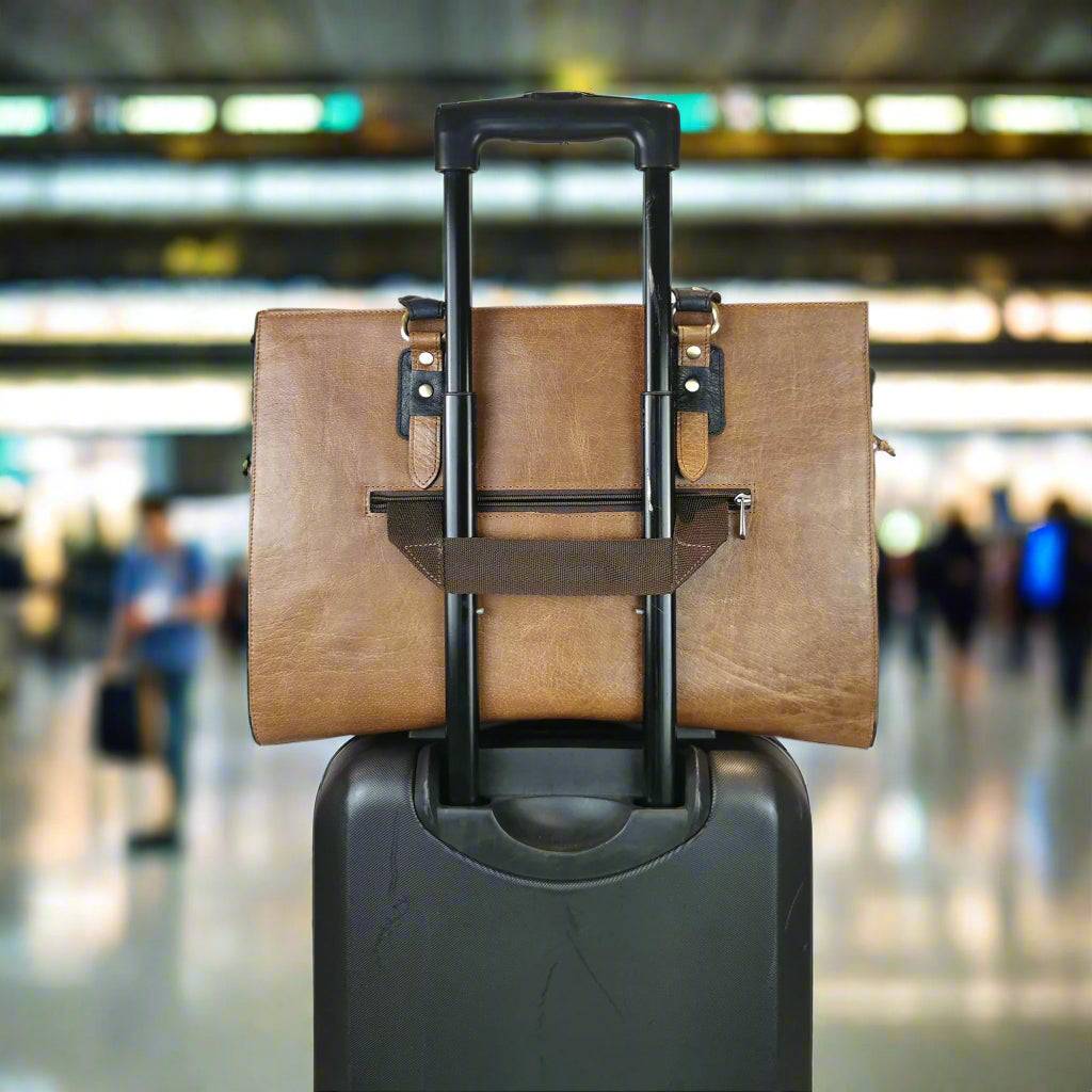 The Signature 17" Bag, Copper