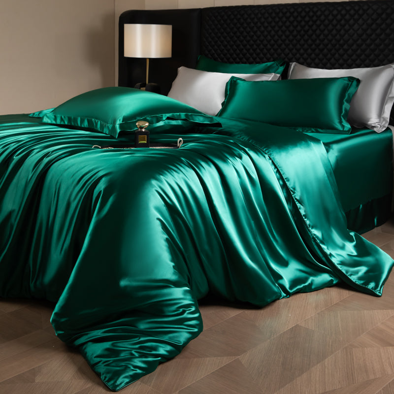 Lustre Luxe Elegant Duvet Set - Emerald Green