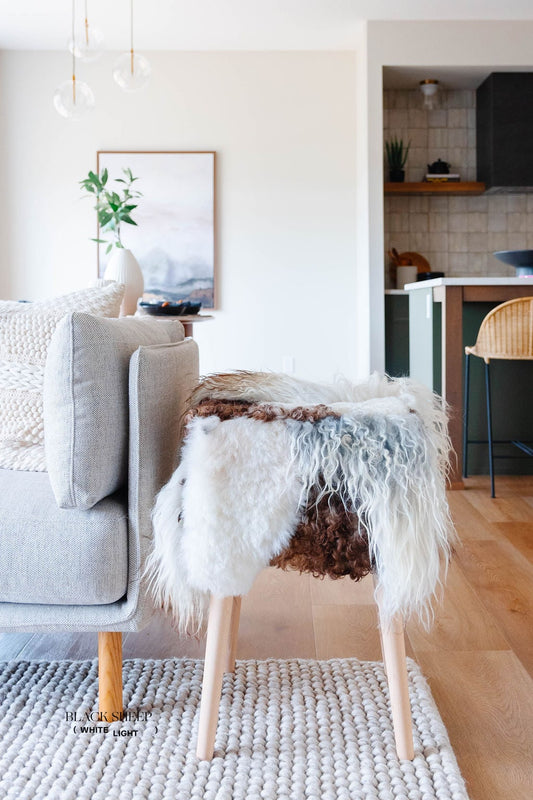 VANI - Mélange Sheepskin Stool, curly wool