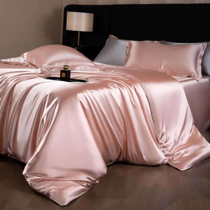 Lustre Luxe Elegant Duvet Set - Peach