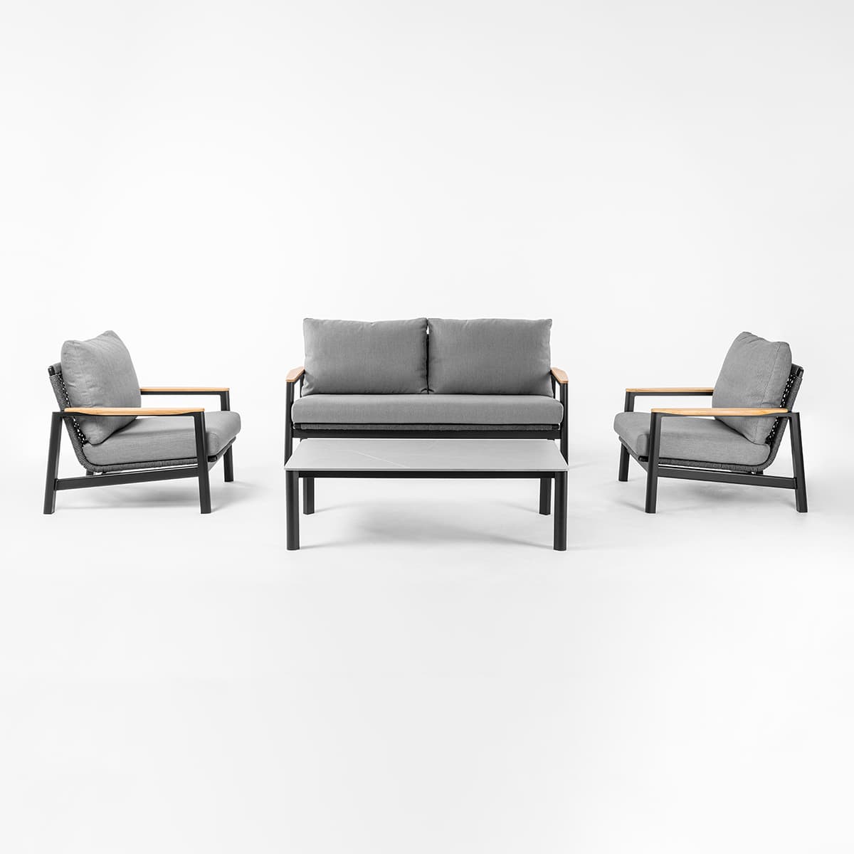 Terra 4 - Person Outdoor Conversation Set