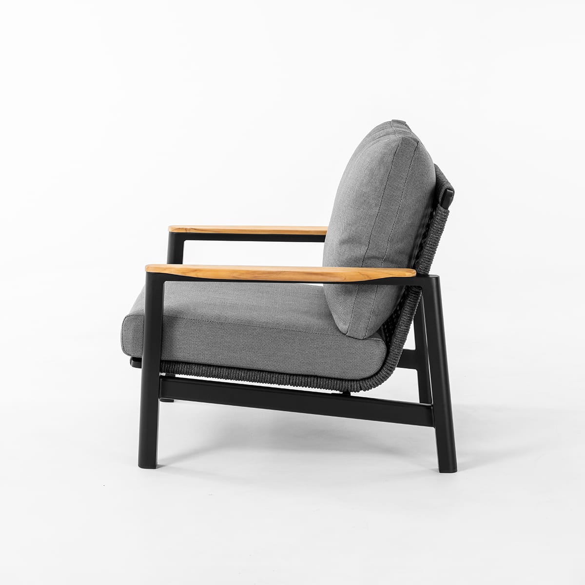 Terra Outdoor Armchair