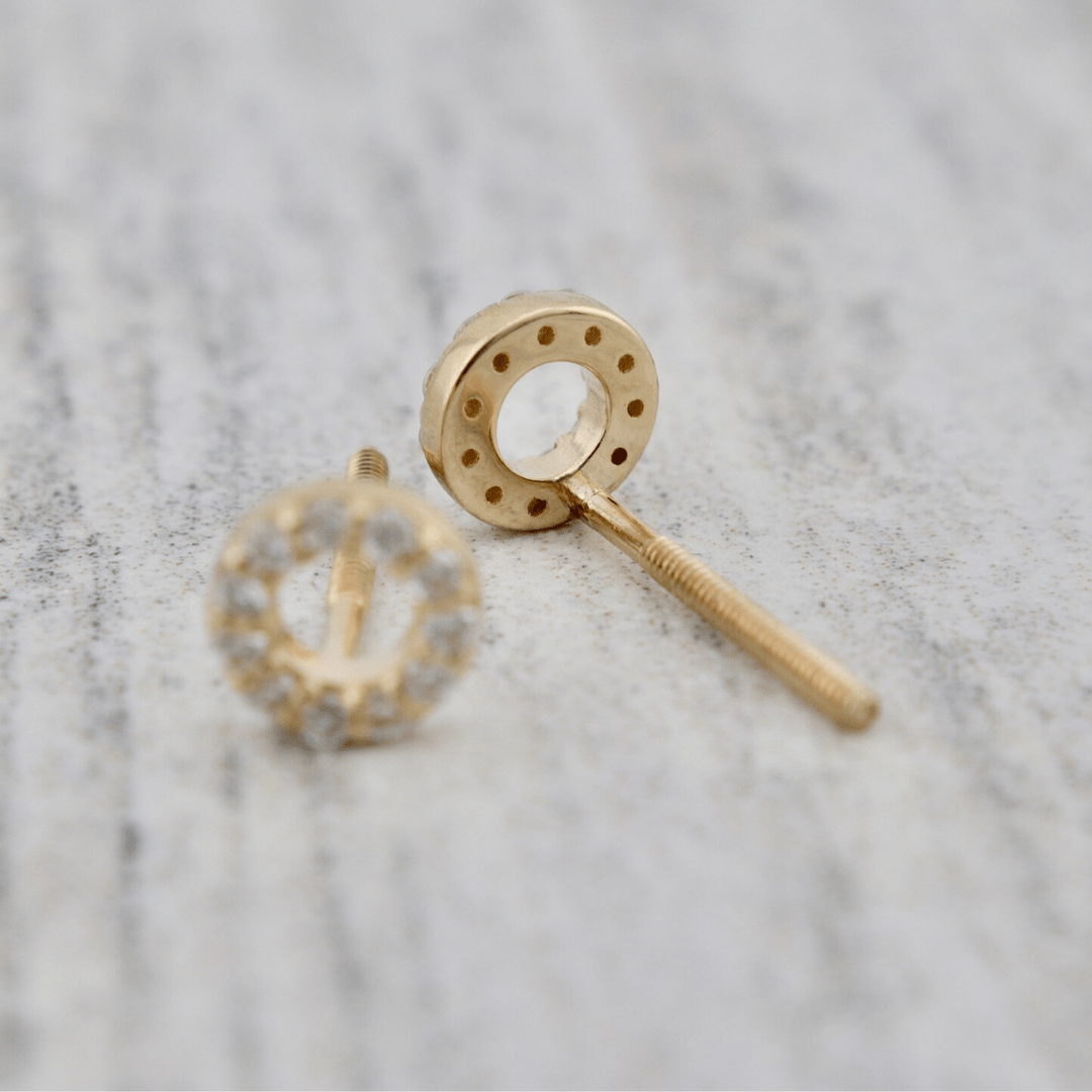Boucles d'oreilles Cercles en or 10K et moissanites
