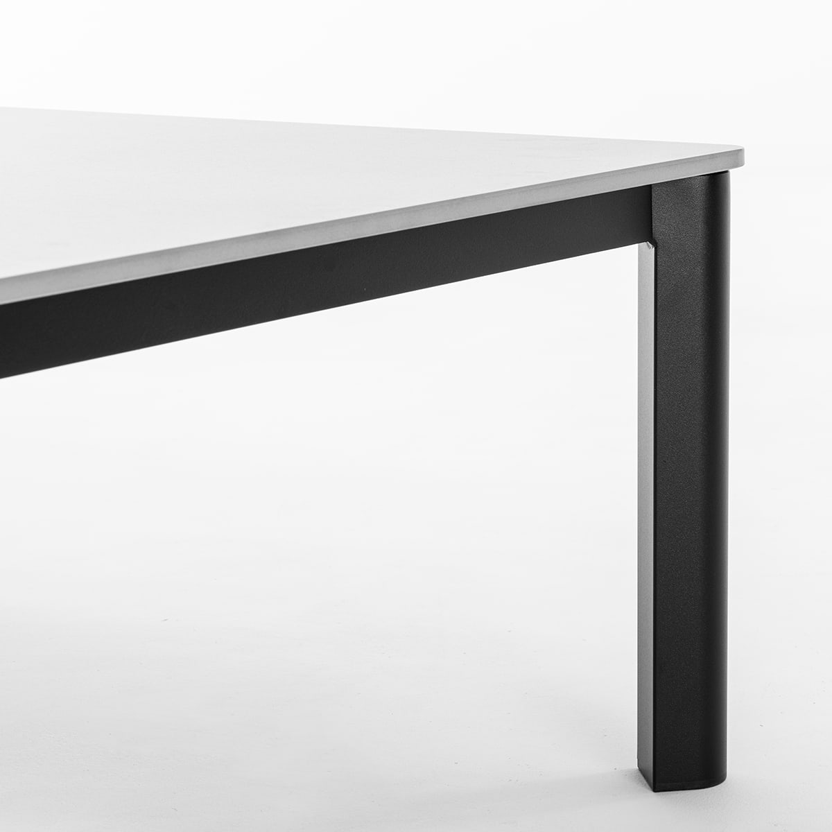 Terra Outdoor Coffee Table