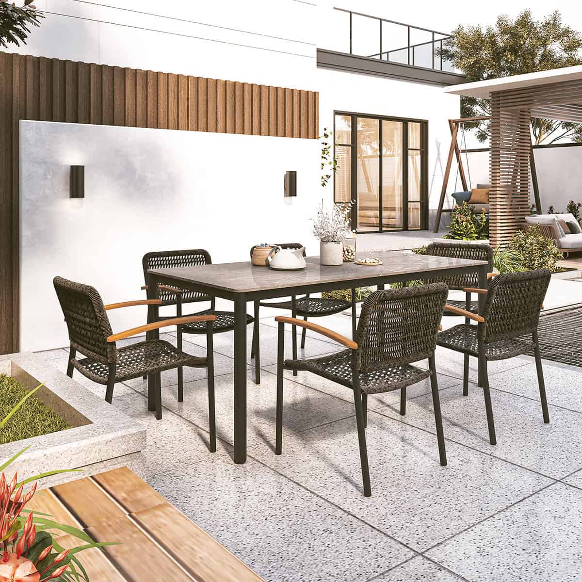 Himmel Outdoor Dining Table