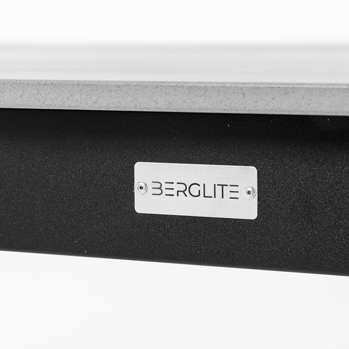 Himmel Outdoor Dining Table