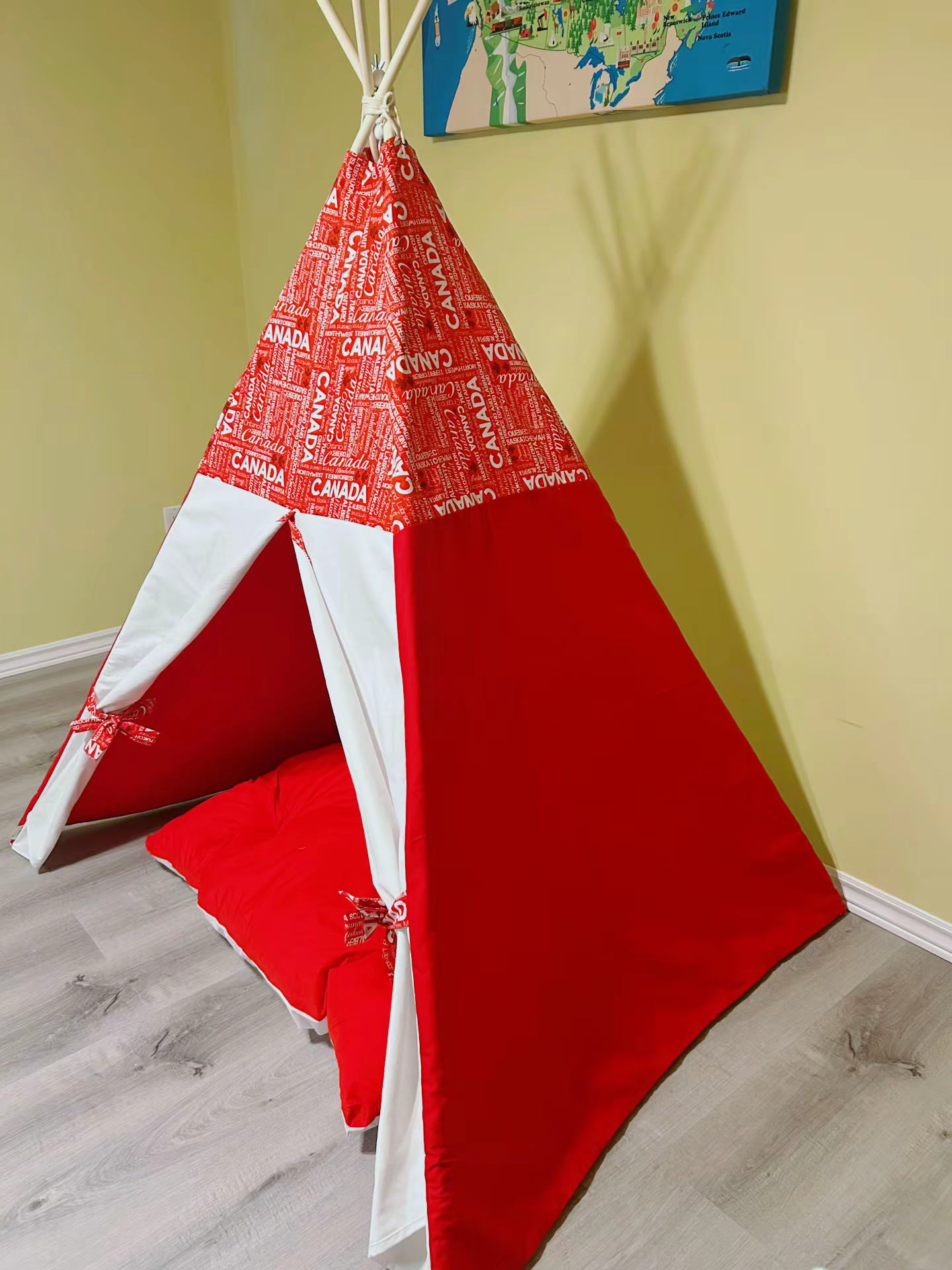 Little Canada Teepee