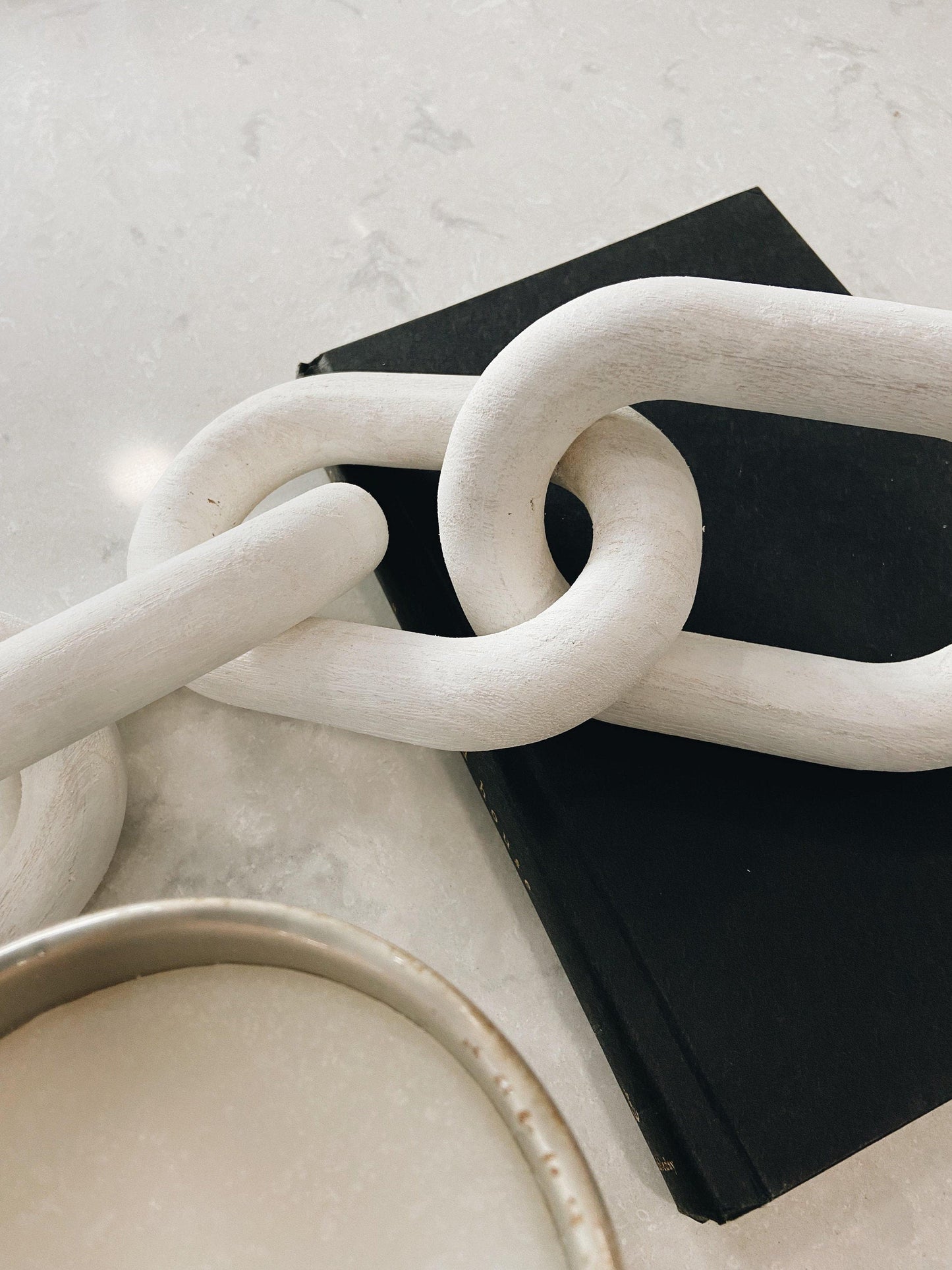 Black or White Decorative Wood Link Chain