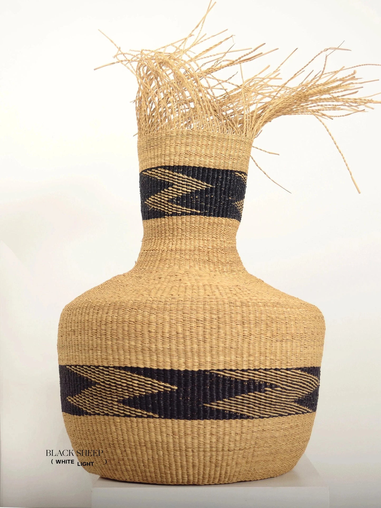 Medium Ghana Bolga Basket 'Tisanie-Tia' NATURAL + BLACK