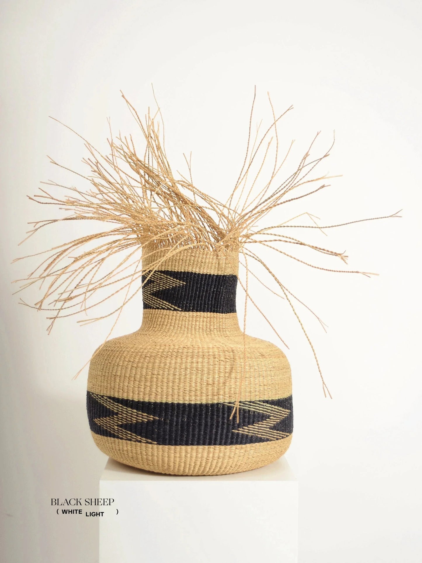Medium Ghana Bolga Basket 'Tisanie-Tia' NATURAL + BLACK