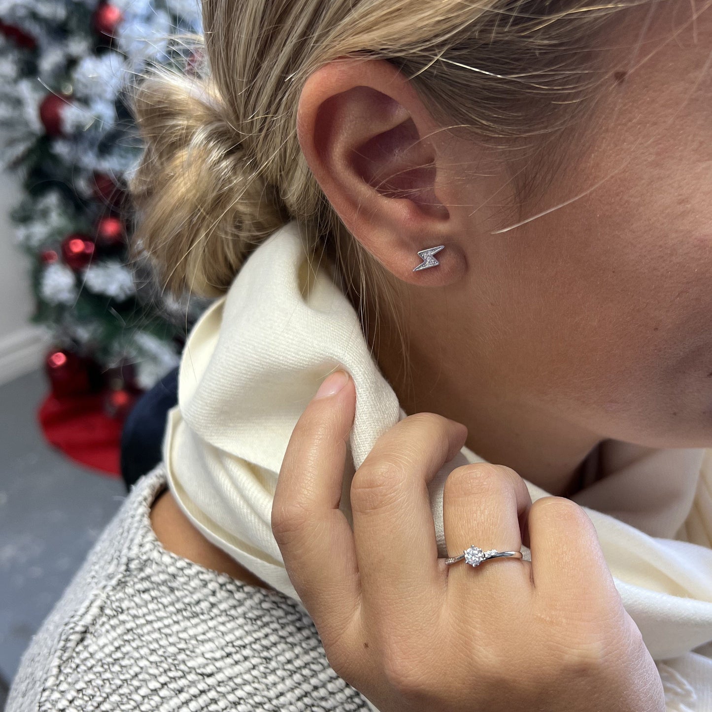 Bague solitaire en or 10K ou argent sterling et moissanites