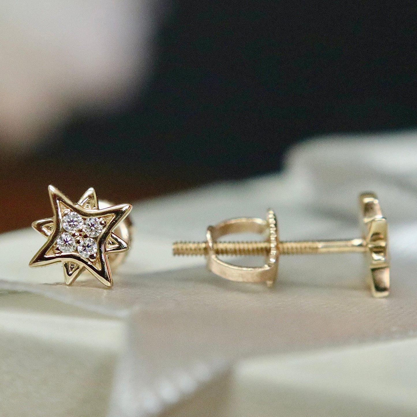 Boucles d'oreilles Étoiles du Nord en or 10K et moissanites