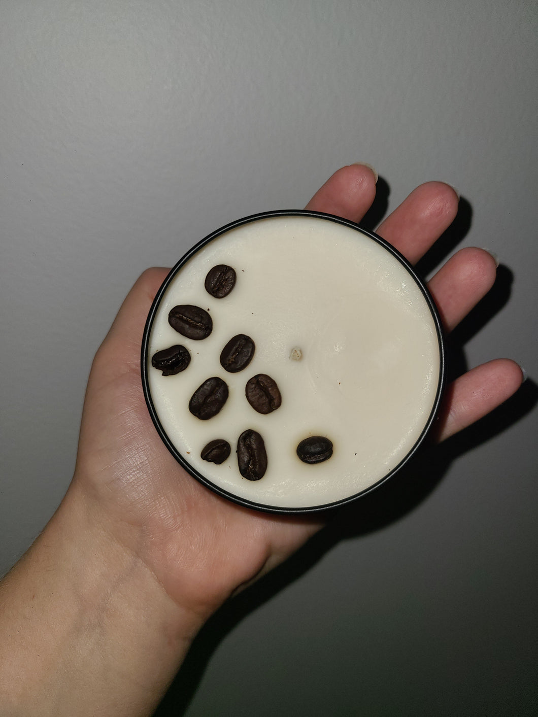 Vanilla latte | 8 oz Tin | Cotton Wick.