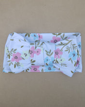 Load image into Gallery viewer, Bamboo Oversized Bow {Spring Blooms}
