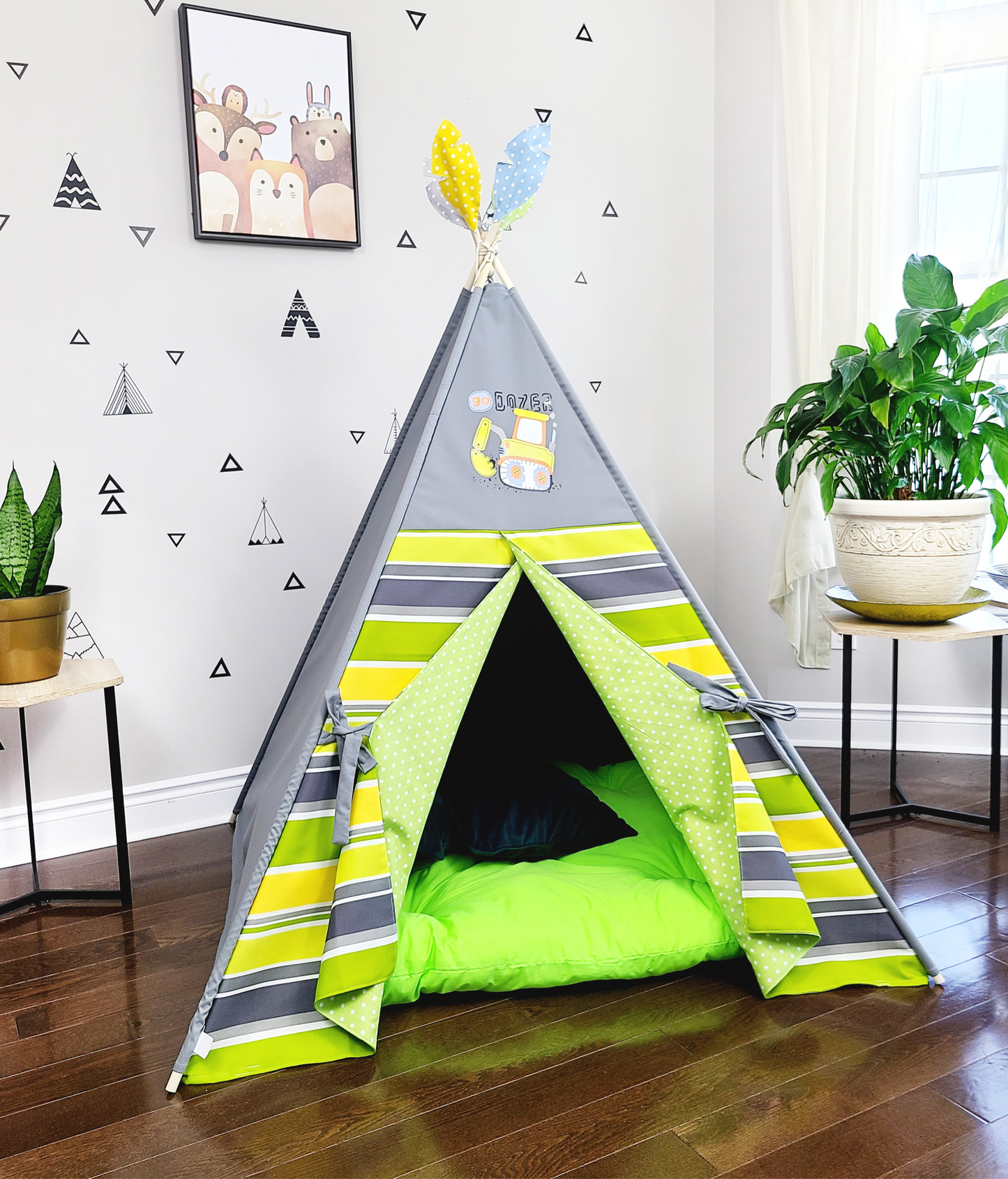 GoDozer Green Yellow White Stripes Grey Play Teepee Tent