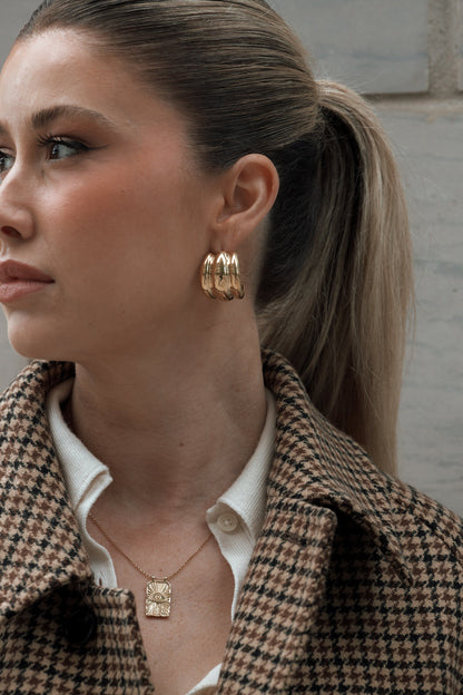 The Jasmine Necklace