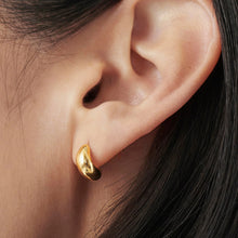 Load image into Gallery viewer, bold bubble huggie earrings
