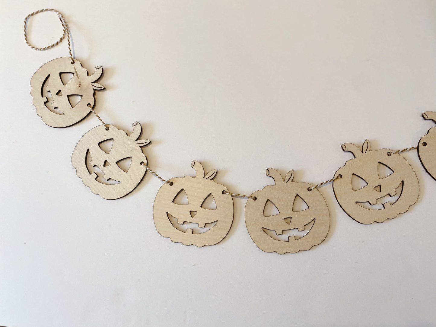 Jack-O-Lantern Wood Garland