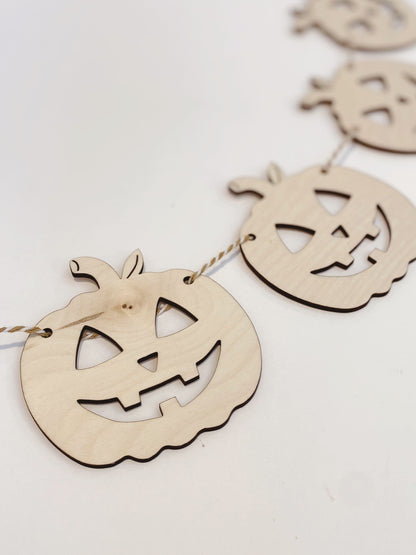 Jack-O-Lantern Wood Garland