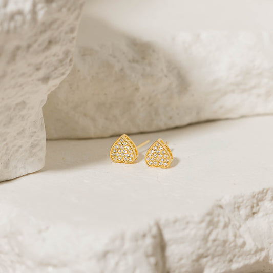 The Amore Stud | Pavé