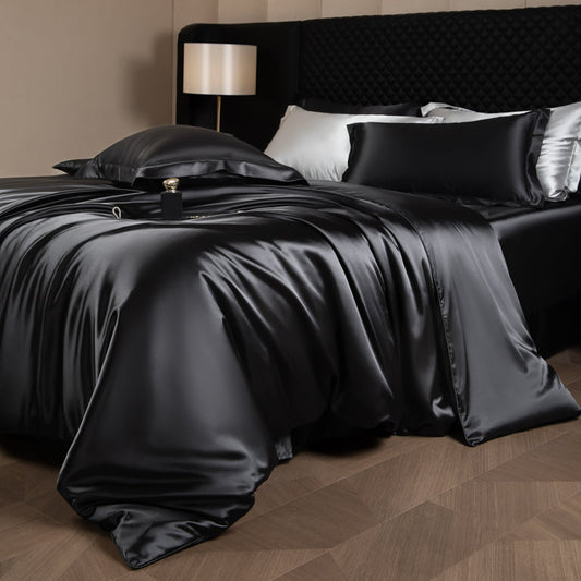 Lustre Luxe Elegant Duvet Set - Black