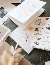 Load image into Gallery viewer, Botanical - Assorted Card Set
