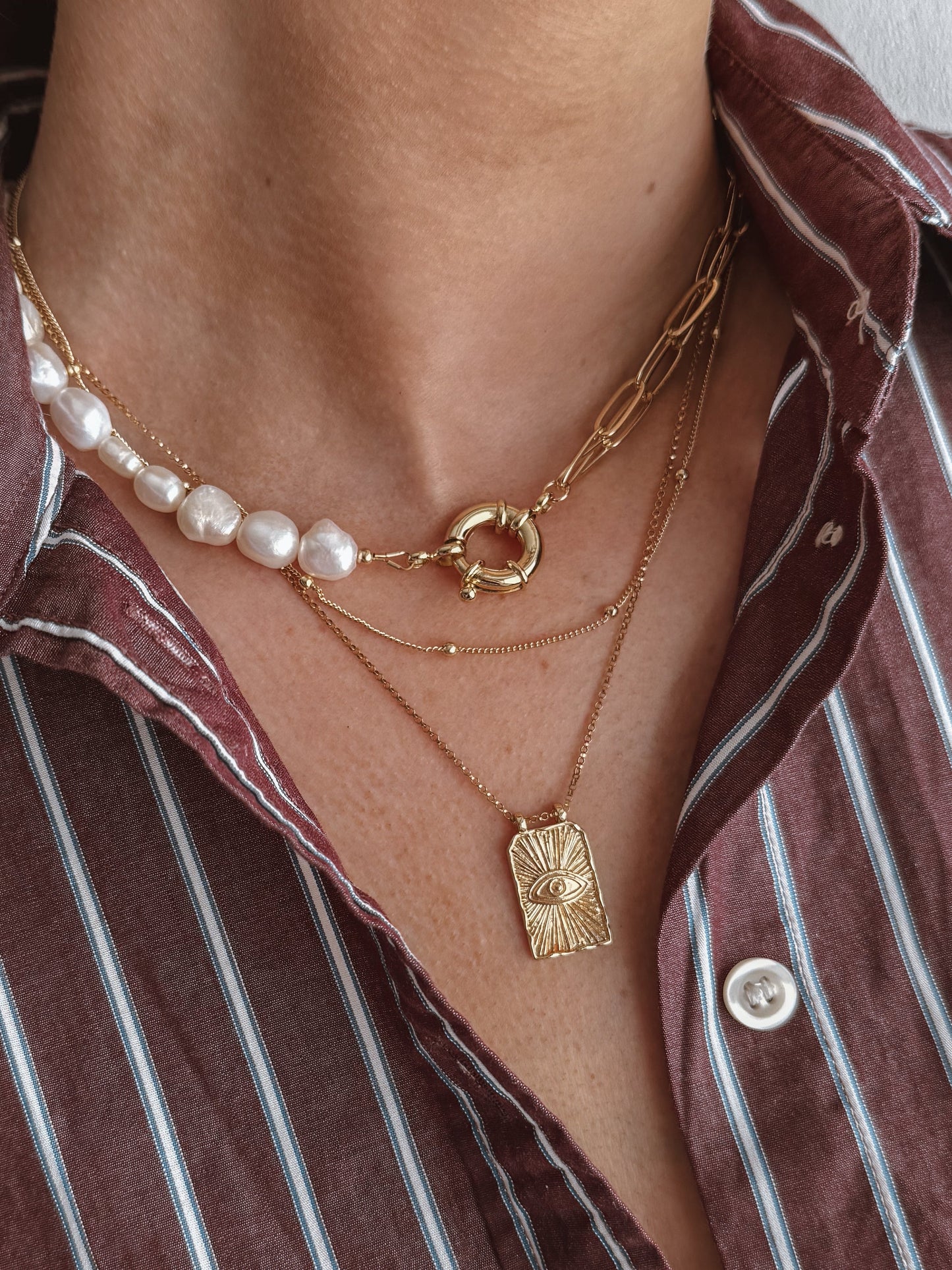 The Jasmine Necklace