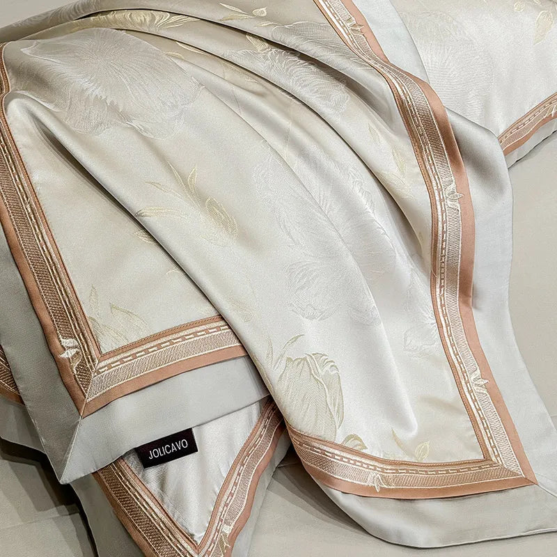 Royal Retreat Floral Jacquard Patchwork 800 TC Duvet Set - Cream