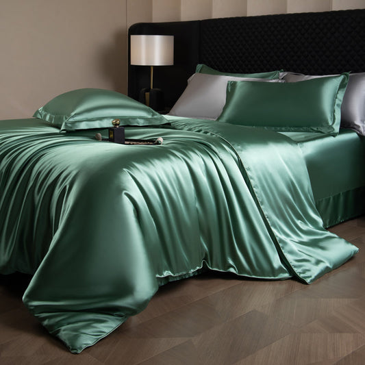 Lustre Luxe Elegant Duvet Set - Matcha Green