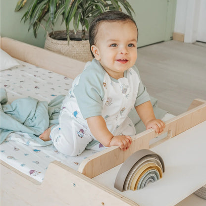 APPLE TWIN - Montessori Floor Bed with Rails & Shelves