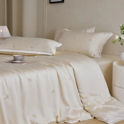 Royal Retreat Rose Embroidery 600 TC Duvet Set - White