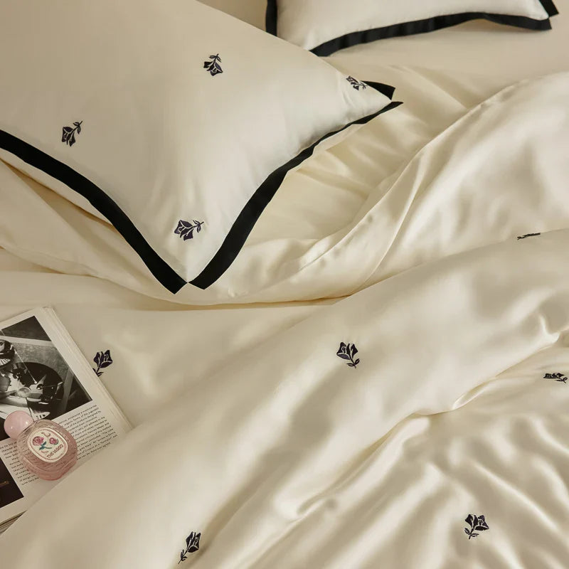 Royal Retreat Rose Embroidery 600 TC Duvet Set - Cream