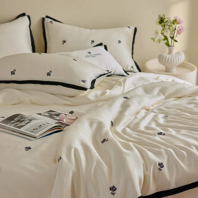 Royal Retreat Rose Embroidery 600 TC Duvet Set - Cream