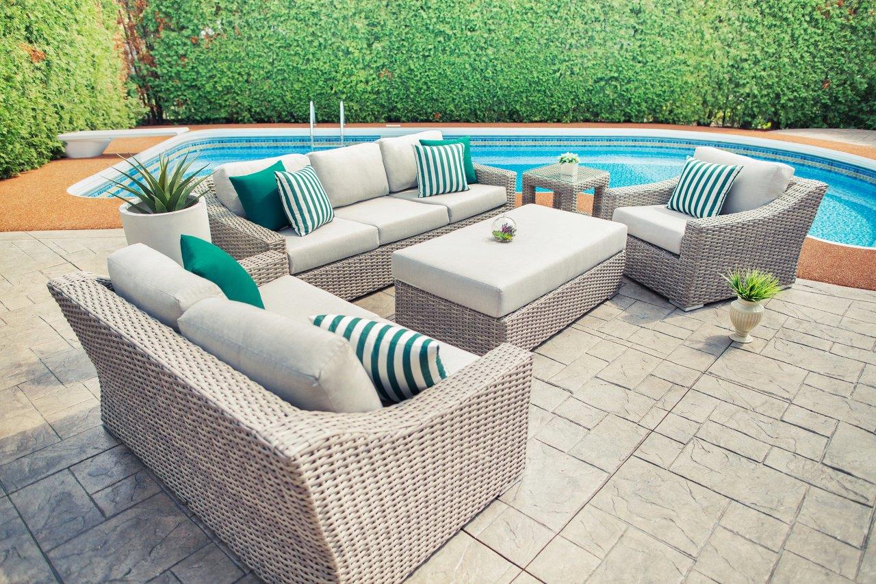 Tulip Lounge Chair with Sunbrella® Cushions