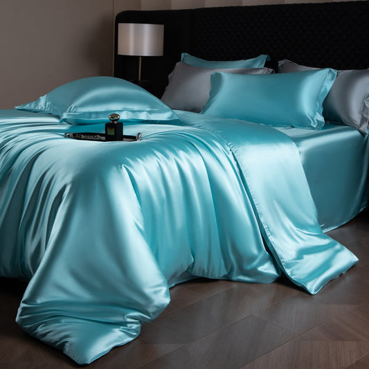 Lustre Luxe Elegant Duvet Set - Watery Blue