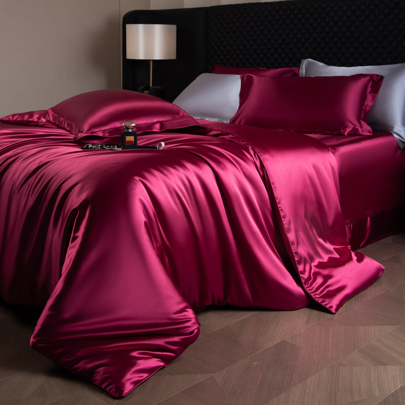 Lustre Luxe Elegant Duvet Set - Wine Red