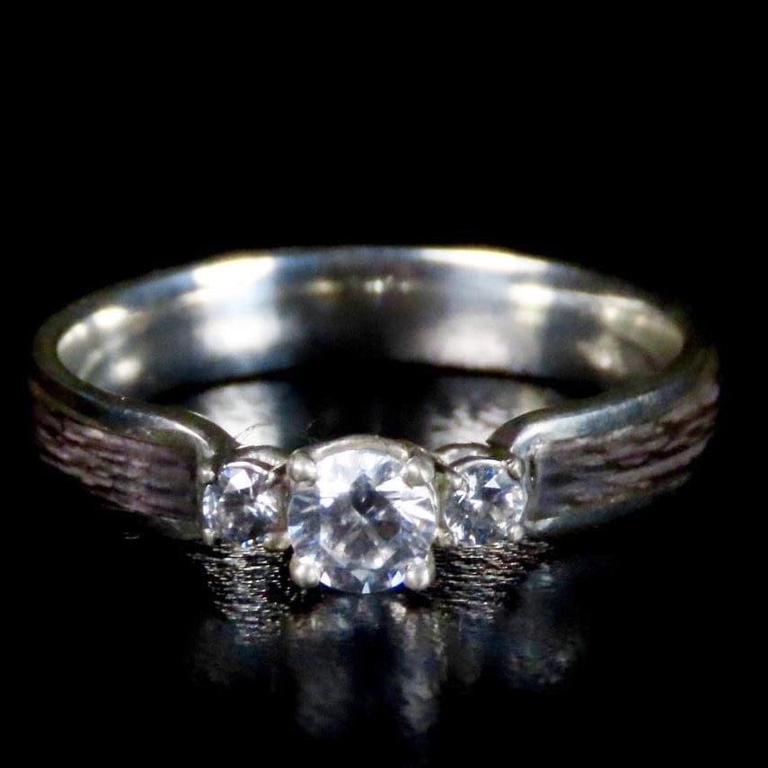 Bague Trinité en bois, or 14K - 18K et moissanite personnalisée