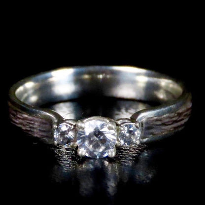 Bague Trinité en bois, or 14K - 18K et moissanite personnalisée