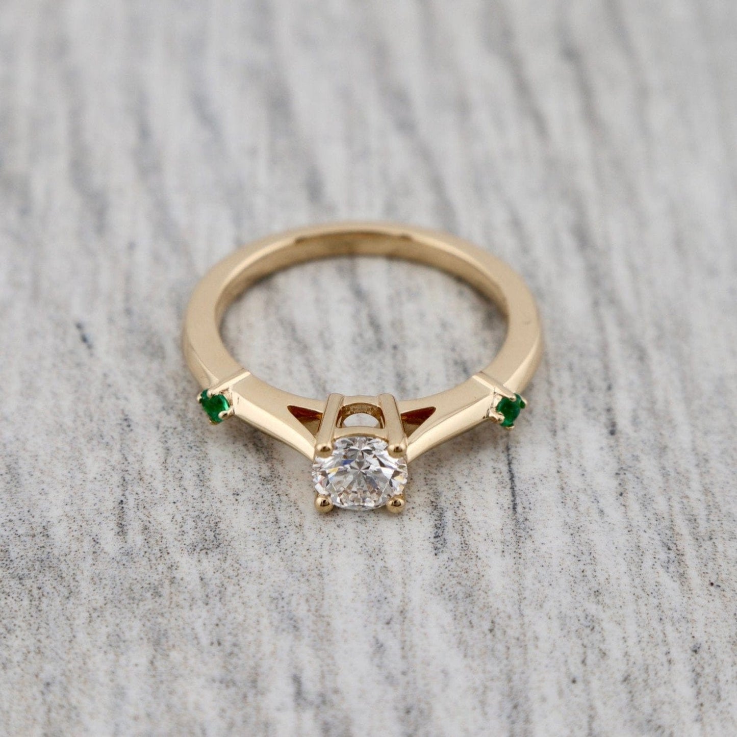 Bague ensemble D'alliance Émeraude et Diamant 0,5 ct