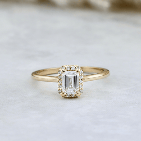 Bague Halo Émeraude en or 14K - 18K et diamants 0,6 ctw