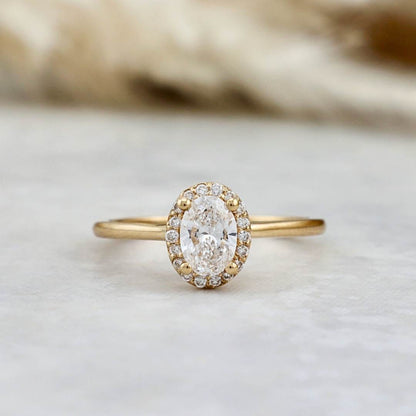 Bague Halo Oval en or 14K - 18K et diamants 0,6 ctw