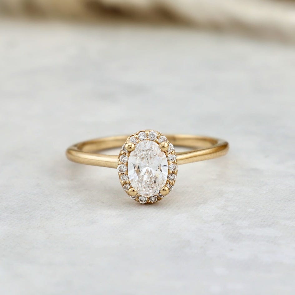 Bague Halo Oval en or 14K - 18K et diamants 0,6 ctw