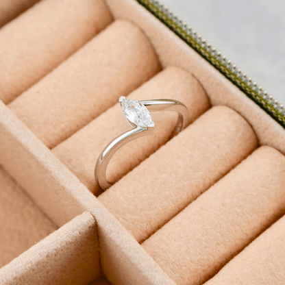 Bague Marquise en or 14K - 18K ou platine et diamant 0,3 ct