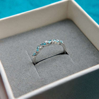 Bague semi-éternité Marquise en or 14K - 18K, diamants et aigues-marines