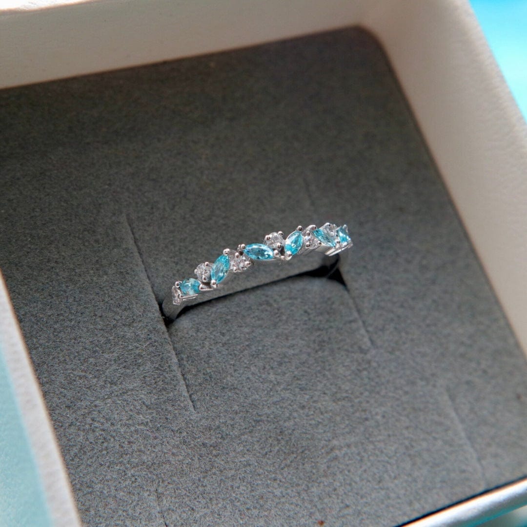 Bague semi-éternité Marquise en or 14K - 18K, diamants et aigues-marines